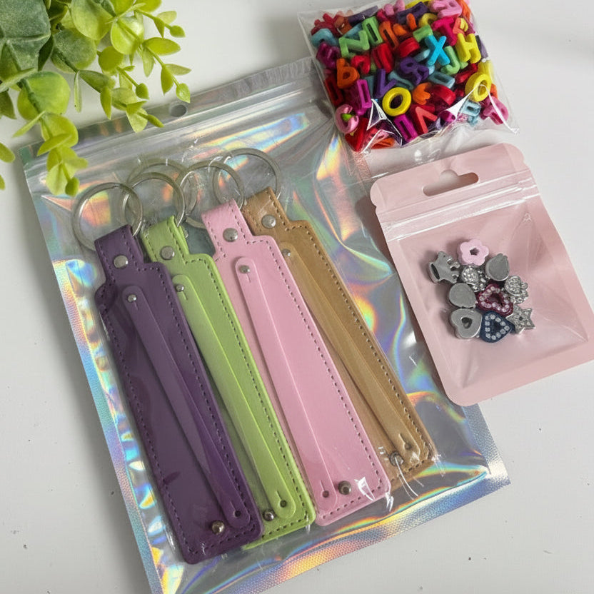 DIY Set of 5 Keychains with Charms (Random Style & Color)